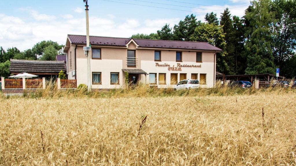 Penzion Oaza Prievidza Bagian luar foto